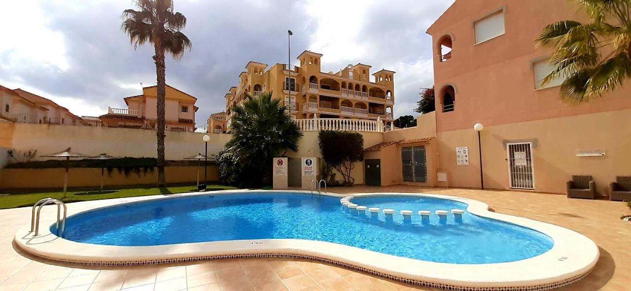 Cozy & Bright Apartment, Villamartin, Orihuela Costa Eksteriør bilde